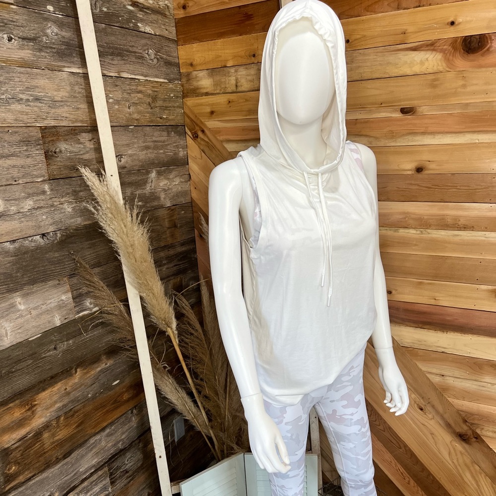 Mono B. Hoodie Muscle Active Tank with Cut-Out Back in white!